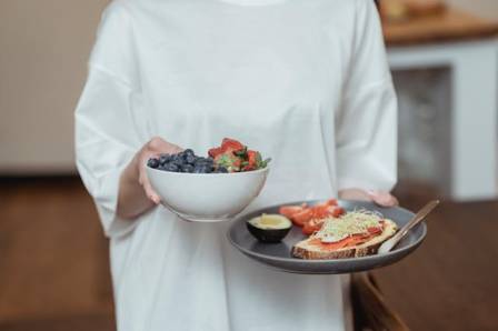 A bowl of oatmeal, smoothie, or avocado toast. diet healthy diet